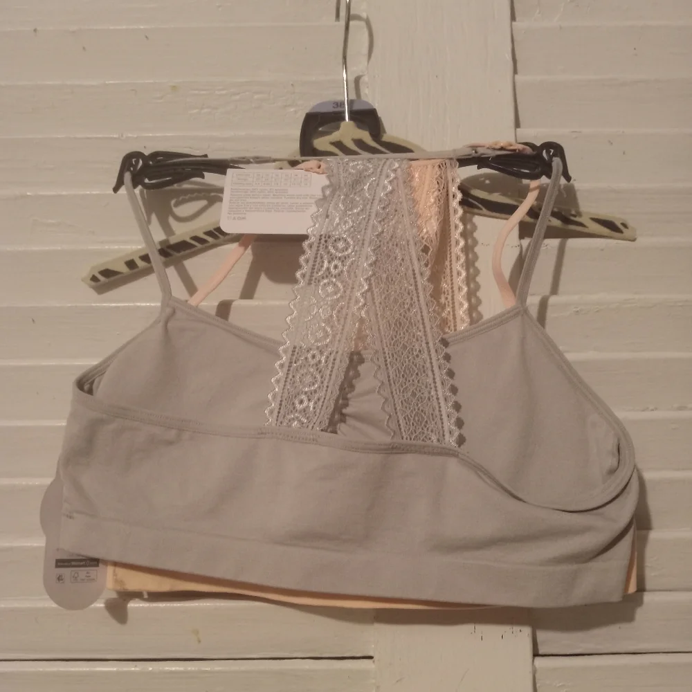 NWT☆ GIRLS Bralettes